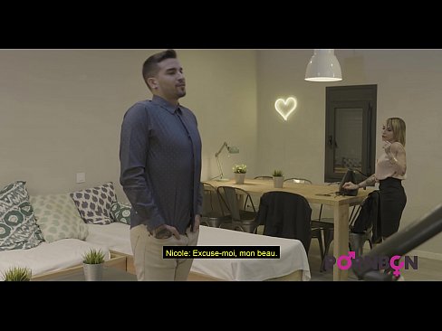 ❤️ PORNBCN 4K Uma mulher madura com mamas grandes quer ser um gigolô jovem fodido anal com um grande amortismo de broche de pinto duro estilo cão de foder, lambendo o orgasmo do cachorro legenda francesa ❤️❌ Porno russo em nós ️❤