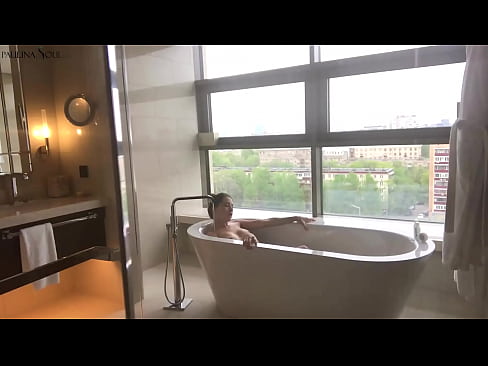 ❤️ Garota tremenda Masturbando-se apaixonadamente no banheiro ❤️❌ Porno russo em nós ️❤